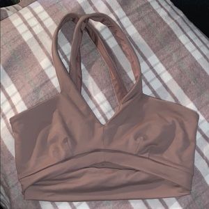 NWOT Alo Yoga Sports Bra